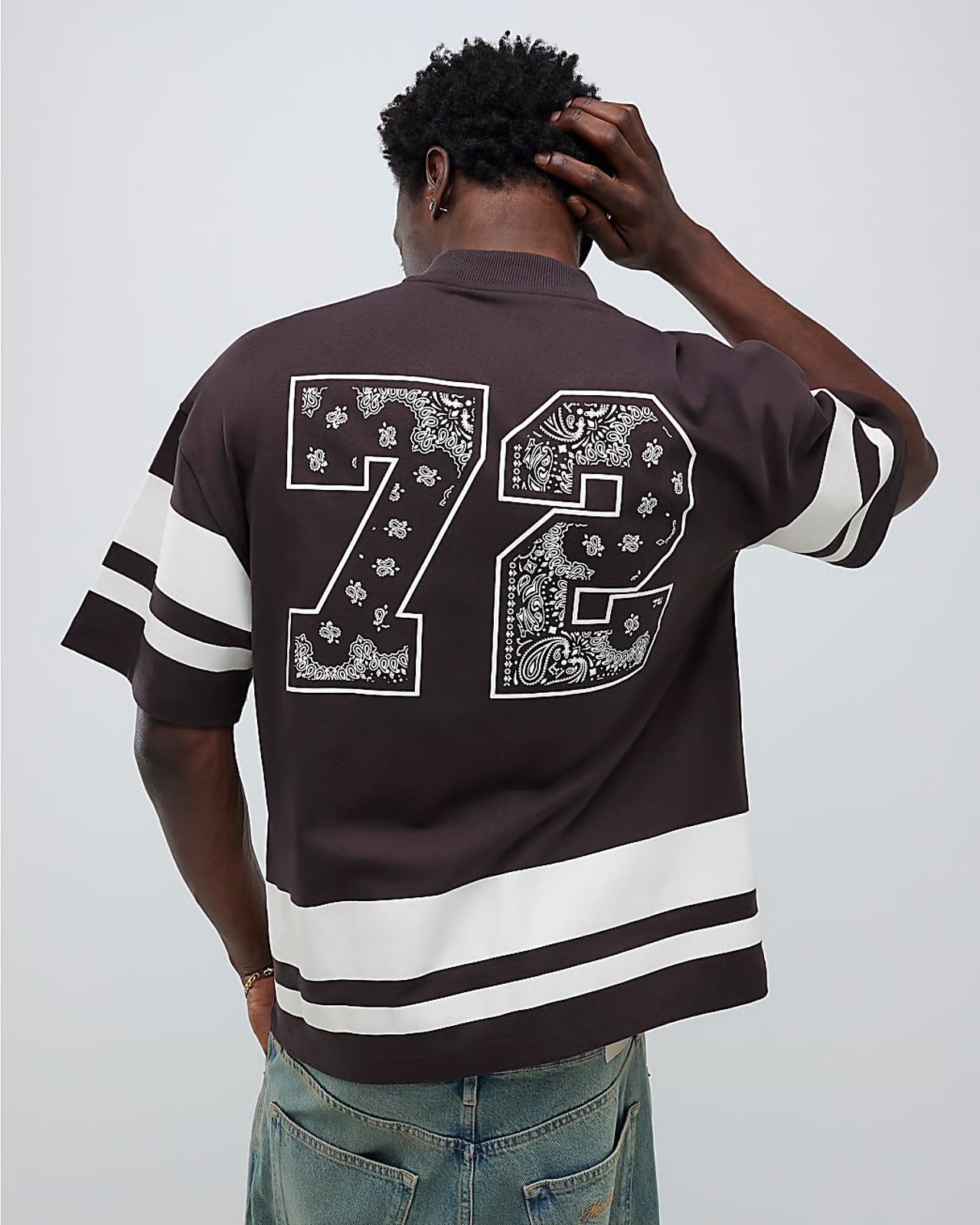 River Island Mens T-Shirt Brown V-Neck Bandana Sports