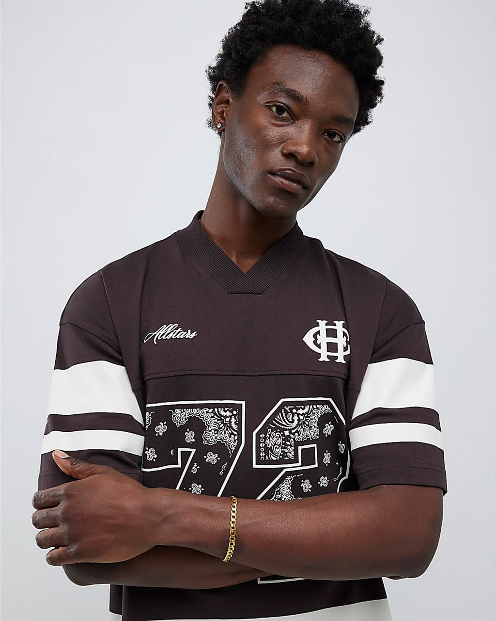 River Island Mens T-Shirt Brown V-Neck Bandana Sports